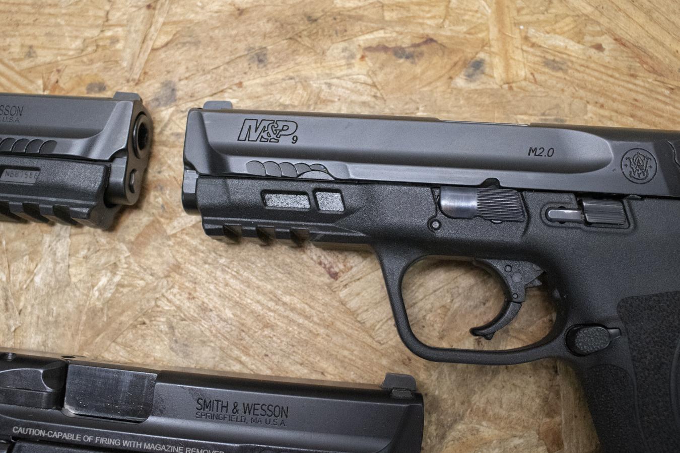 SMITH AND WESSON M&P9 M2.0 9mm Full-Size Police Trade-In Pistols with Night Sights (Good Condition)